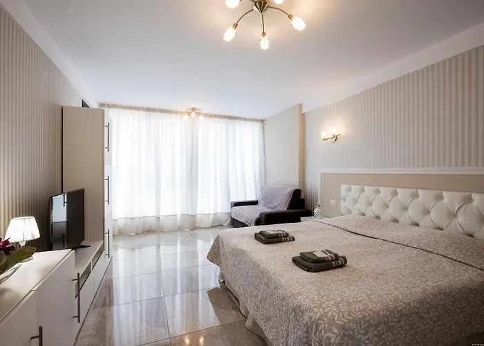 Americas De Lux 98m2 Apartment